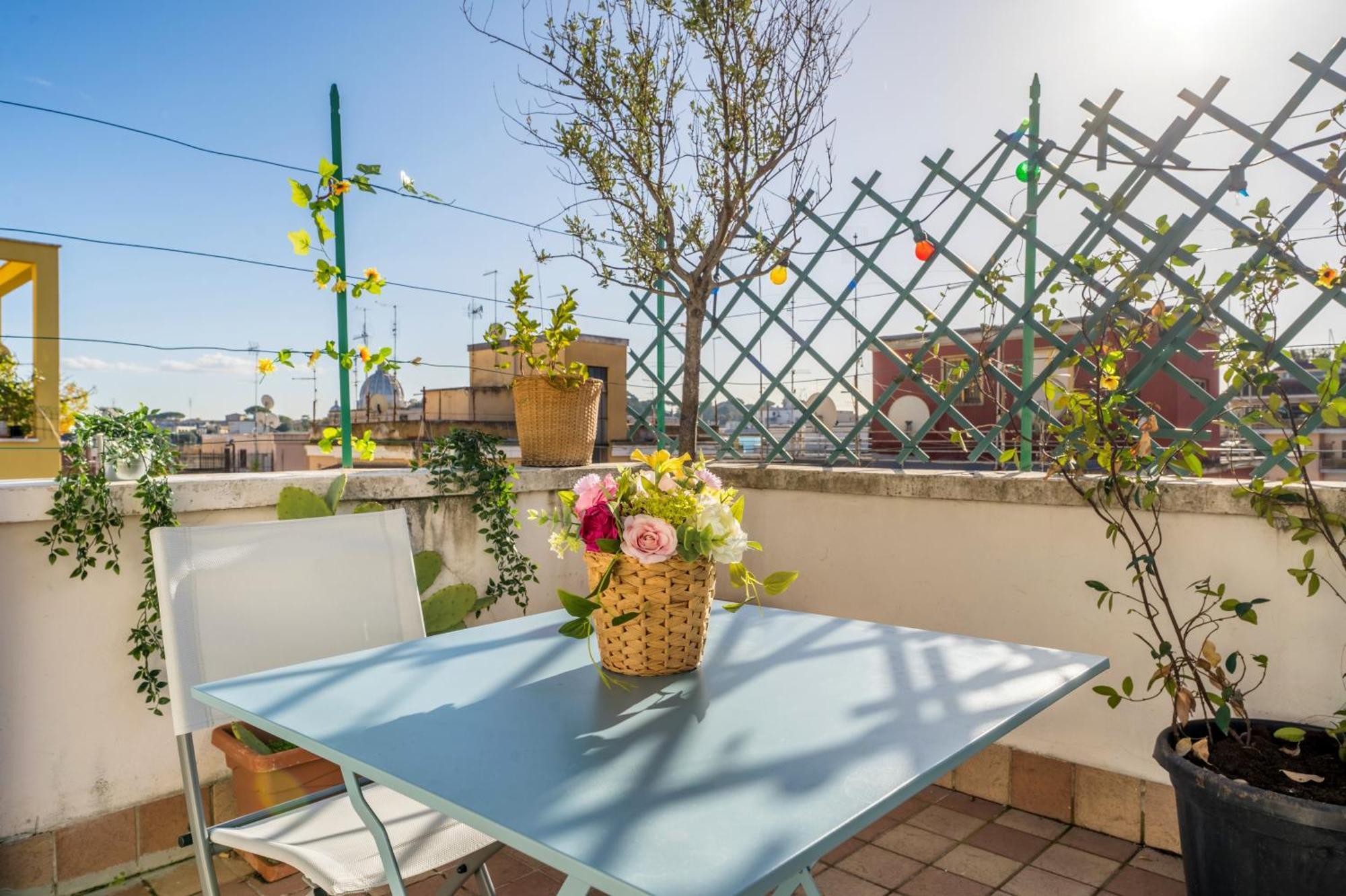 Welcome Dhome - Cozy Penthouse With St. Peter View โรม ภายนอก รูปภาพ
